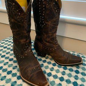 Ariat Rhinestone Cowgirl Boots — Size 10-B